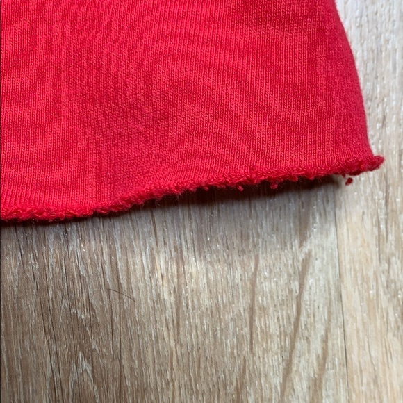 VINTAGE GUESS Spellout Cropped CrewNeck Red - Picture 7 of 8
